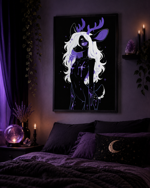 Poster dark fantasy Améthia, biche anthropomorphe noire, oreille teintée de violet profond, main à la gorge