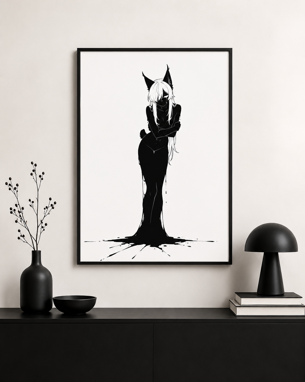 Affiche dark fantasy Lucidia, lynx anthropomorphe noir et blanc, penchée, bras croisés, encre éclaboussée au sol, collection Les silences qu'on porte