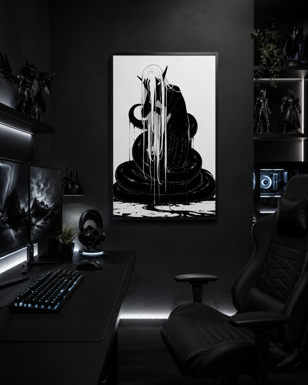 Affiche dark fantasy Muance, vipère anthropomorphe noir et blanc, visage caché, corps enroulé en spirales écailleuses, collection Les silences qu'on porte