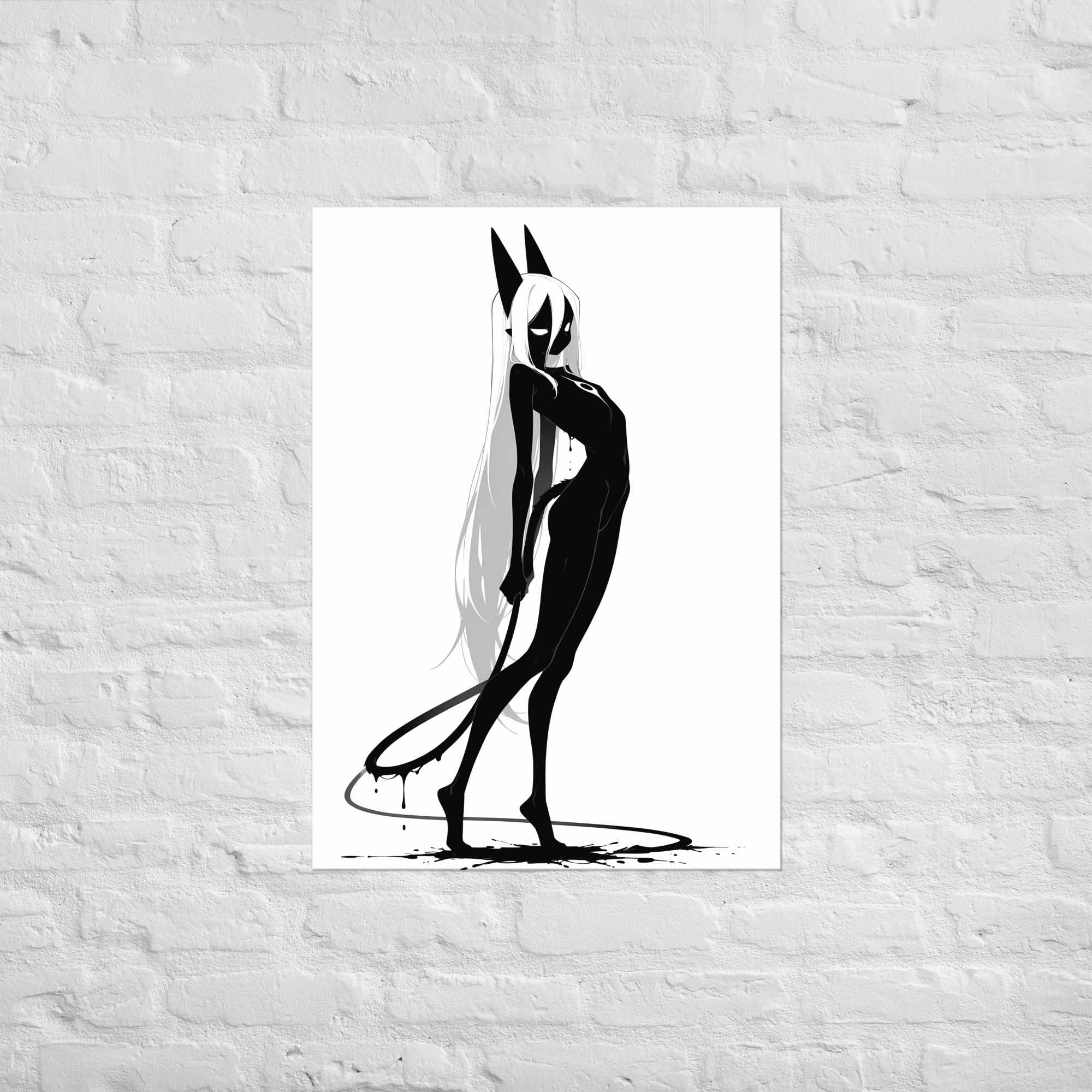 Affiche dark fantasy Closane, chat anthropomorphe noir et blanc, s'éloignant, fouet traînant au sol, collection Les silences qu'on porte – format A1