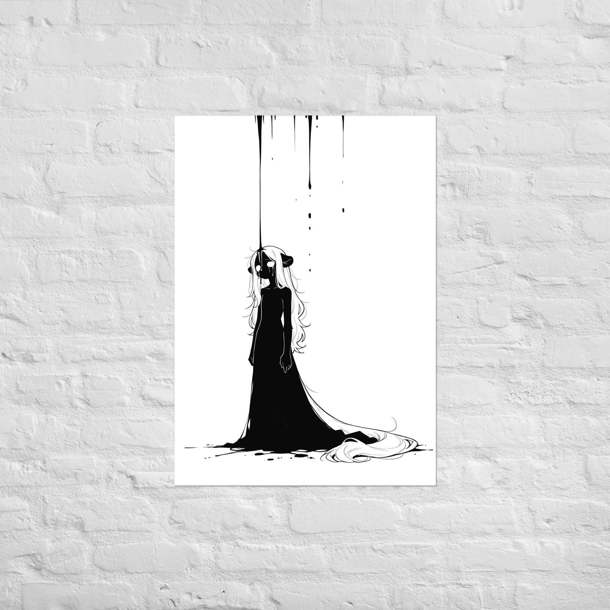 Affiche dark fantasy Ternelle, lionne anthropomorphe noir et blanc debout en robe longue, larmes visibles, encre tombant sur la tête, collection Les silences qu'on porte – format A1