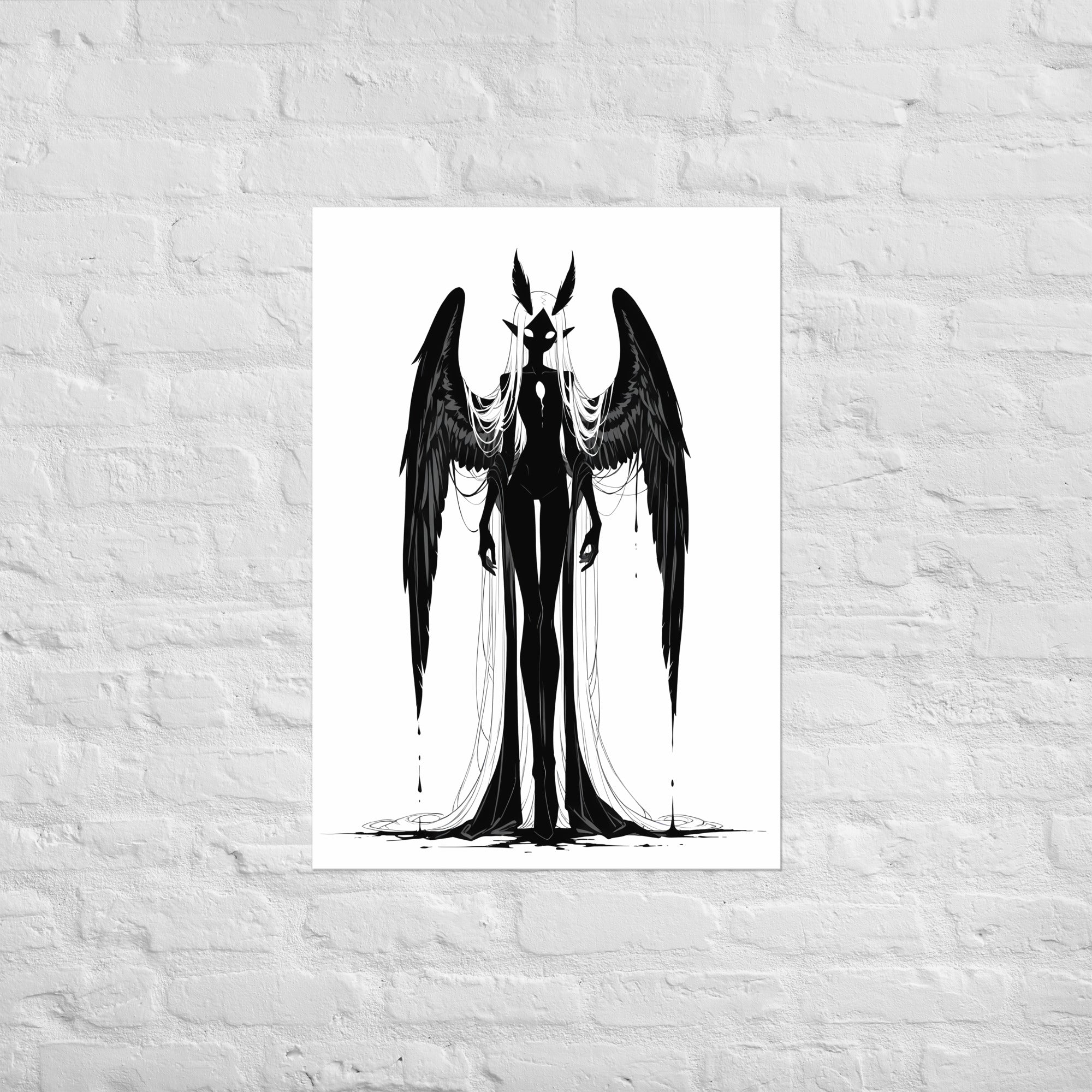 Affiche dark fantasy Nyctée, chouette anthropomorphe noir et blanc ailes noires aux extrémités recourbées, cheveux en rideaux sur les épaules, collection Les silences qu'on porte – format A1
