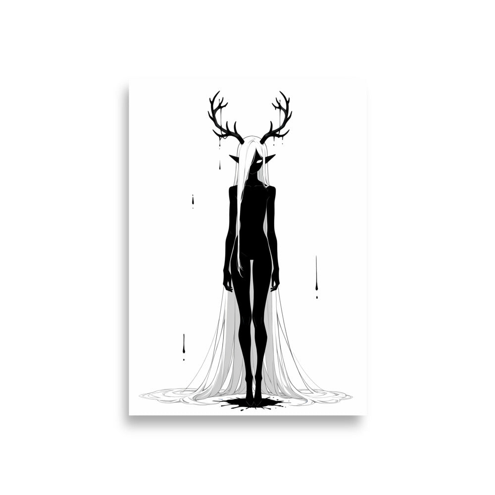 Affiche dark fantasy Doléa, biche anthropomorphe noir et blanc debout robe blanche s'étalant largement au sol, bois dégoulinants d'encre, collection Les silences qu'on porte