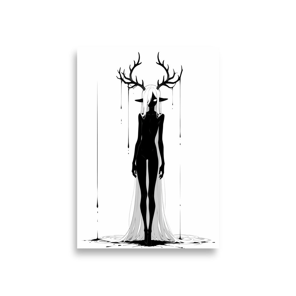 Affiche dark fantasy Doléa, biche anthropomorphe noir et blanc debout entre deux filets d'encre isolés qui tombent de chaque côté, collection Les silences qu'on porte