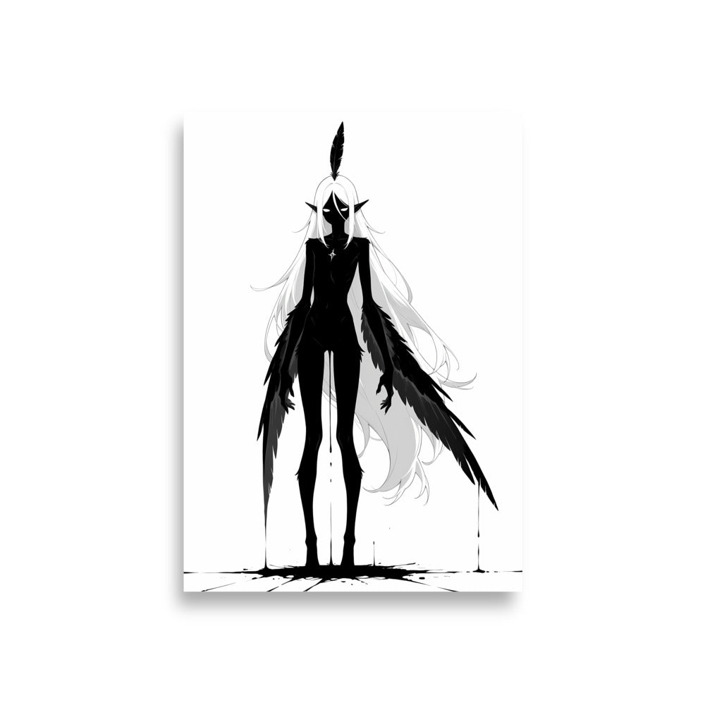 Affiche dark fantasy Tairie, corbeau anthropomorphe noir et blanc debout une unique plume sur la tête, une aile dégoulinante, filet d'encre central, collection Les silences qu'on porte