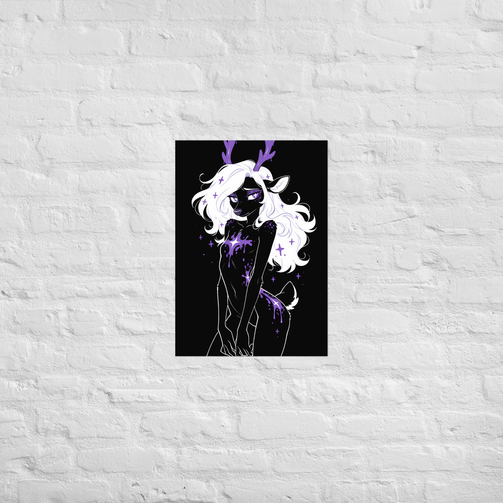 Poster dark fantasy Améthia, biche anthropomorphe noire, bois ruisselants de poison violet, éclaboussure étoilée – affiche encadrée au format A2