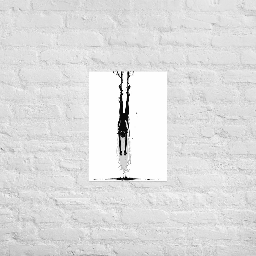 Affiche dark fantasy Abyssia, pieuvre anthropomorphe noir et blanc suspendue tête en bas, chevilles prises dans des lianes, collection Les silences qu'on porte – format A2