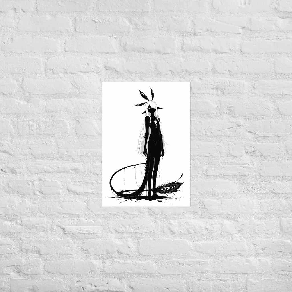 Affiche dark fantasy Pâlore, paon anthropomorphe noir et blanc, parure de plumes, larme et traine de plumes au sol, collection Les silences qu'on porte – format A2