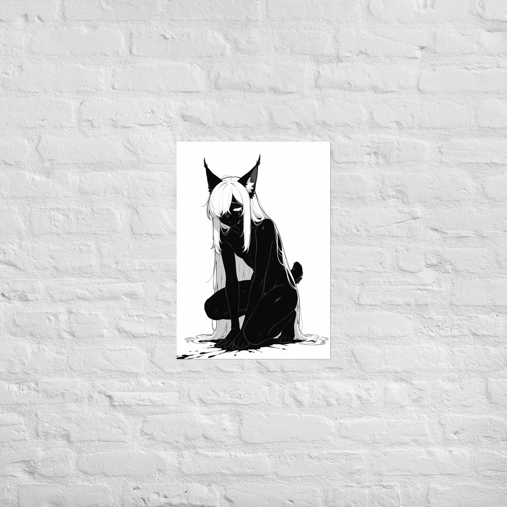 Affiche dark fantasy Lucidia, lynx anthropomorphe noir et blanc, accroupie, larme sur le masque, encre au sol, collection Les silences qu'on porte – format A2