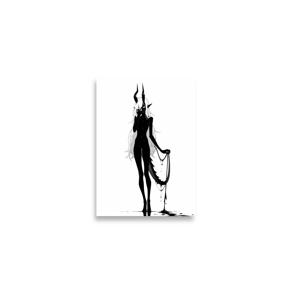 Affiche dark fantasy Vestigia, dragon anthropomorphe noir et blanc, debout tenant sa propre queue tendue comme une laisse – format A2