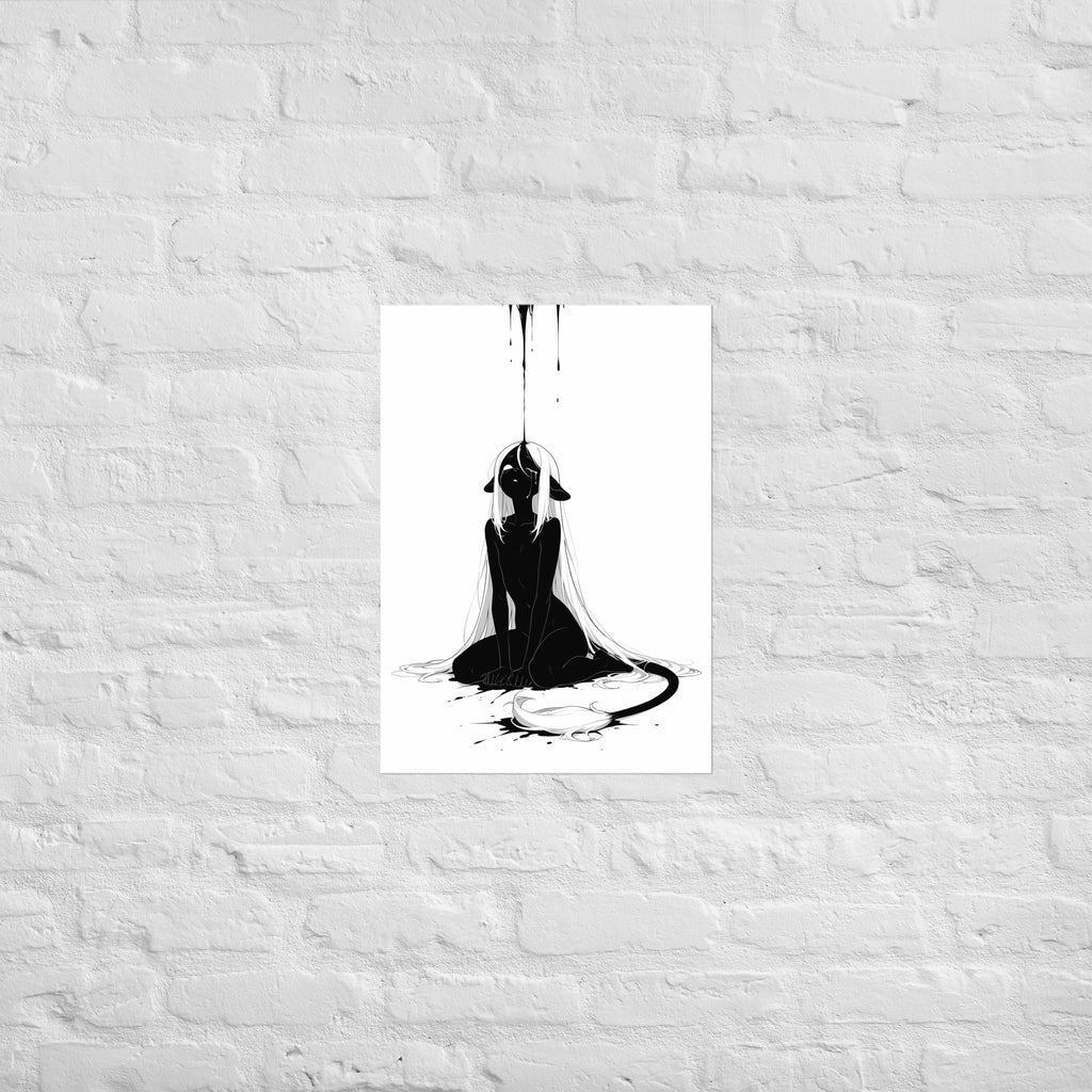 Affiche dark fantasy Ternelle, lionne anthropomorphe noir et blanc recroquevillée au sol recevant une pluie d'encre, tête levée, collection Les silences qu'on porte – format A2
