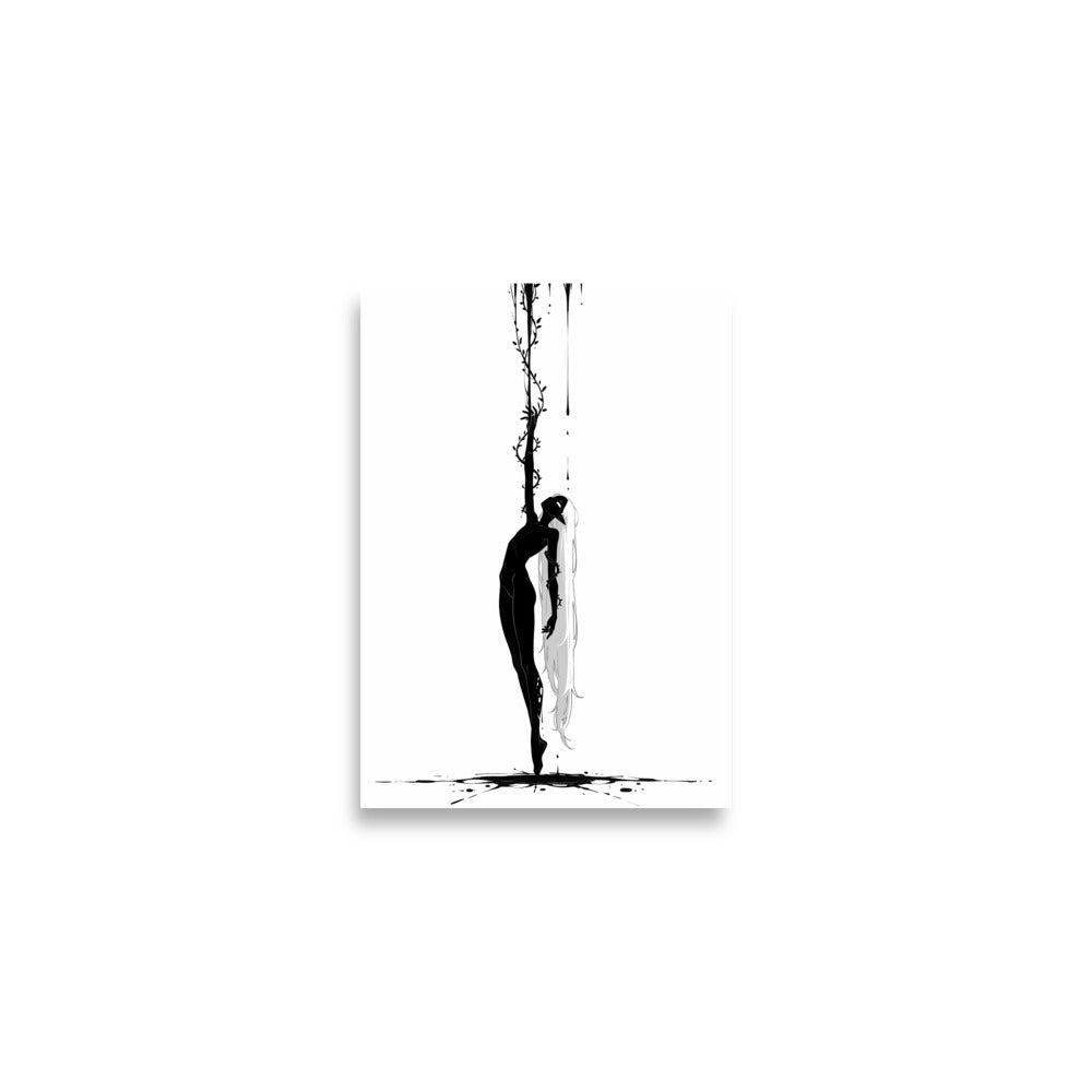 Affiche dark fantasy Abyssia, pieuvre anthropomorphe noir et blanc adossée à une liane épineuse, ronce enroulée autour de l'avant-bras, collection Les silences qu'on porte