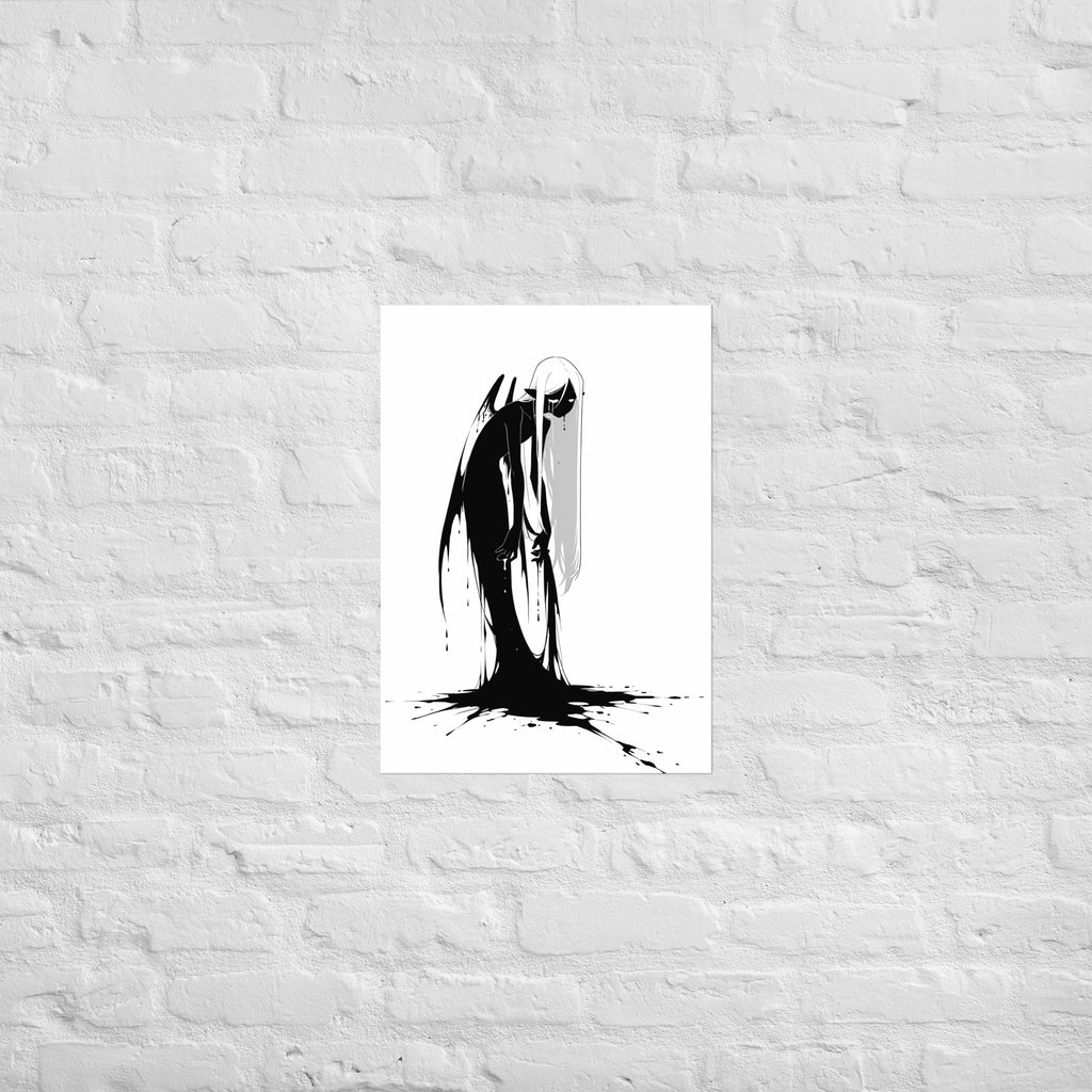 Affiche dark fantasy Adieva, cygne anthropomorphe noir et blanc penchée en avant tête basse, aile sombre recourbée, silhouette se dissolvant dans l'encre, collection Les silences qu'on porte – format A2