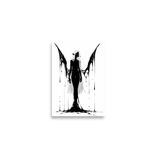 Affiche dark fantasy Adieva, cygne anthropomorphe noir et blanc debout bras écartés, ailes se dissolvant en longues coulées d'encre, collection Les silences qu'on porte